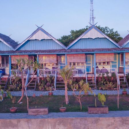 Moyo Island Resort Exterior foto