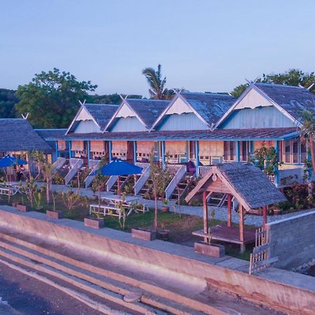 Moyo Island Resort Exterior foto