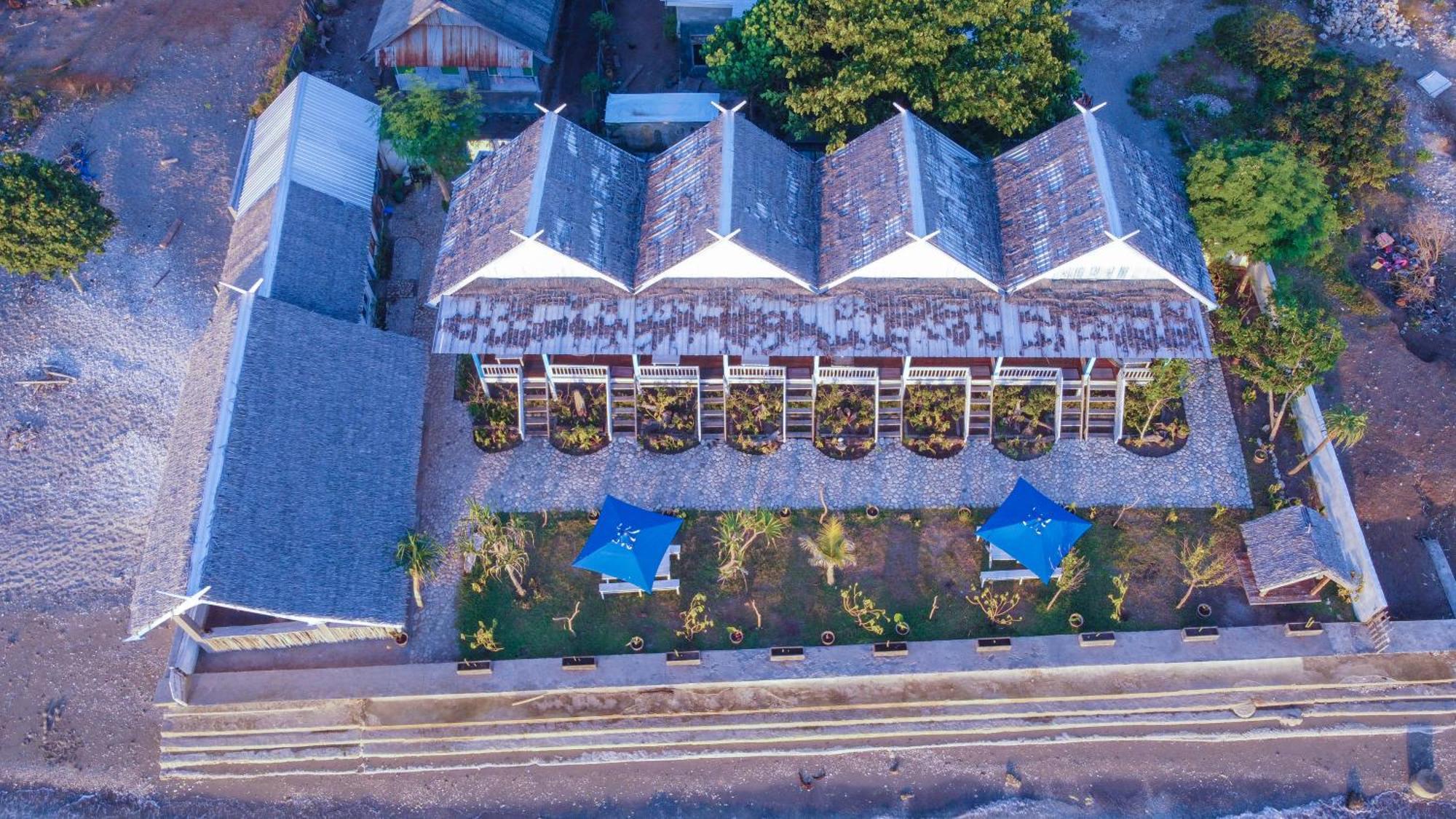 Moyo Island Resort Exterior foto
